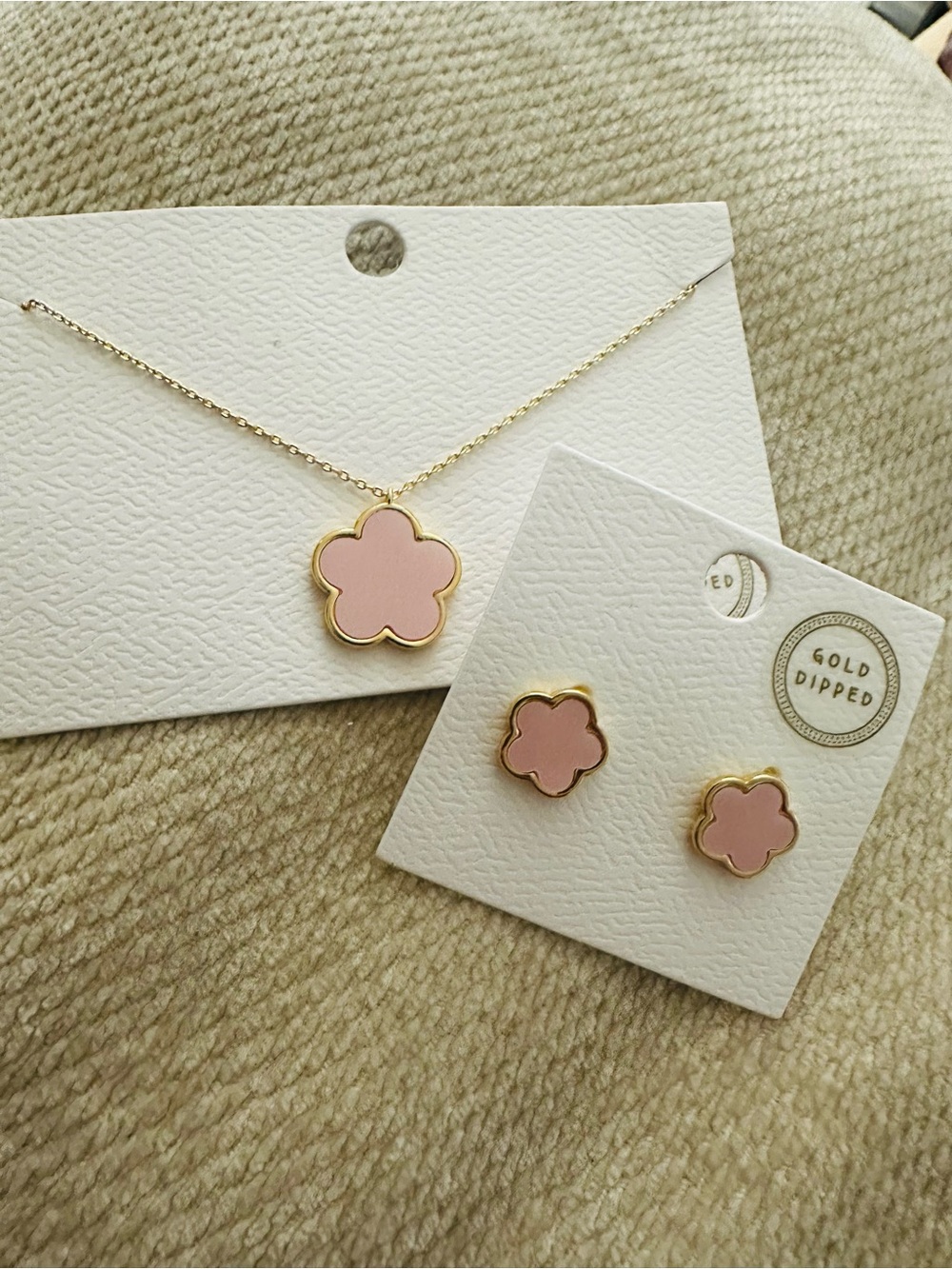 Gold-Trim Pink Clover Pendant Necklace & Stud Earring Set